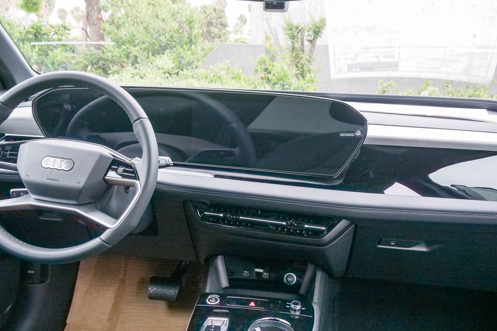 Thumbnail: 2027 Audi Q6 e-tron - 8