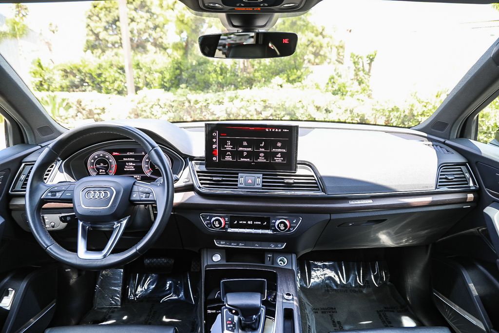 Thumbnail: 2023 Audi Q5 - 2