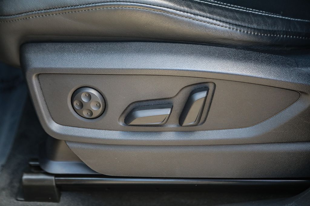 Thumbnail: 2023 Audi Q5 - 22