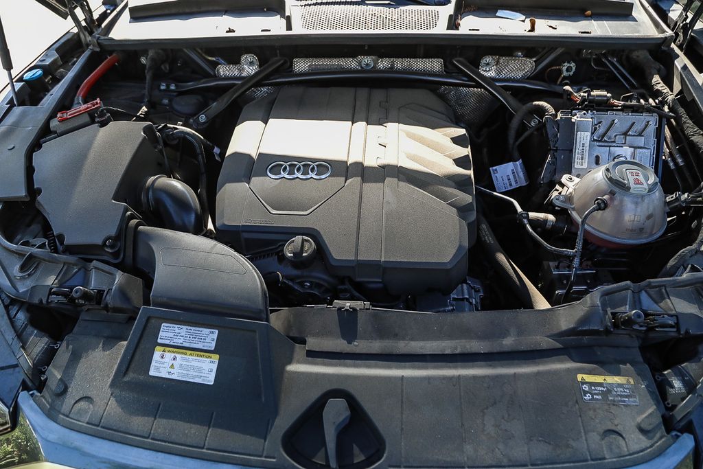 Thumbnail: 2023 Audi Q5 - 7