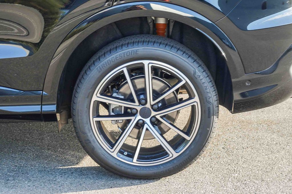 Thumbnail: 2026 Audi Q5 - 20