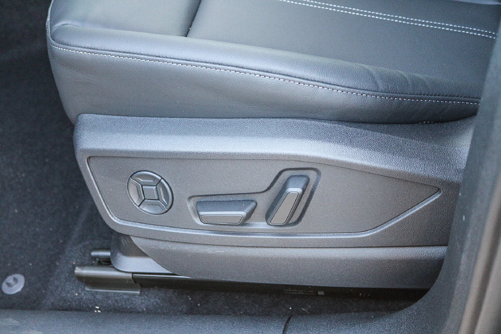 Thumbnail: 2026 Audi Q5 - 24