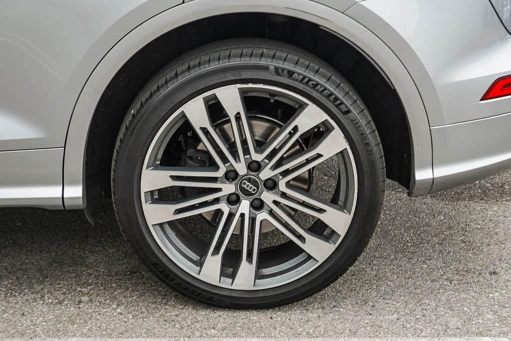 Thumbnail: 2018 Audi SQ5 - 19