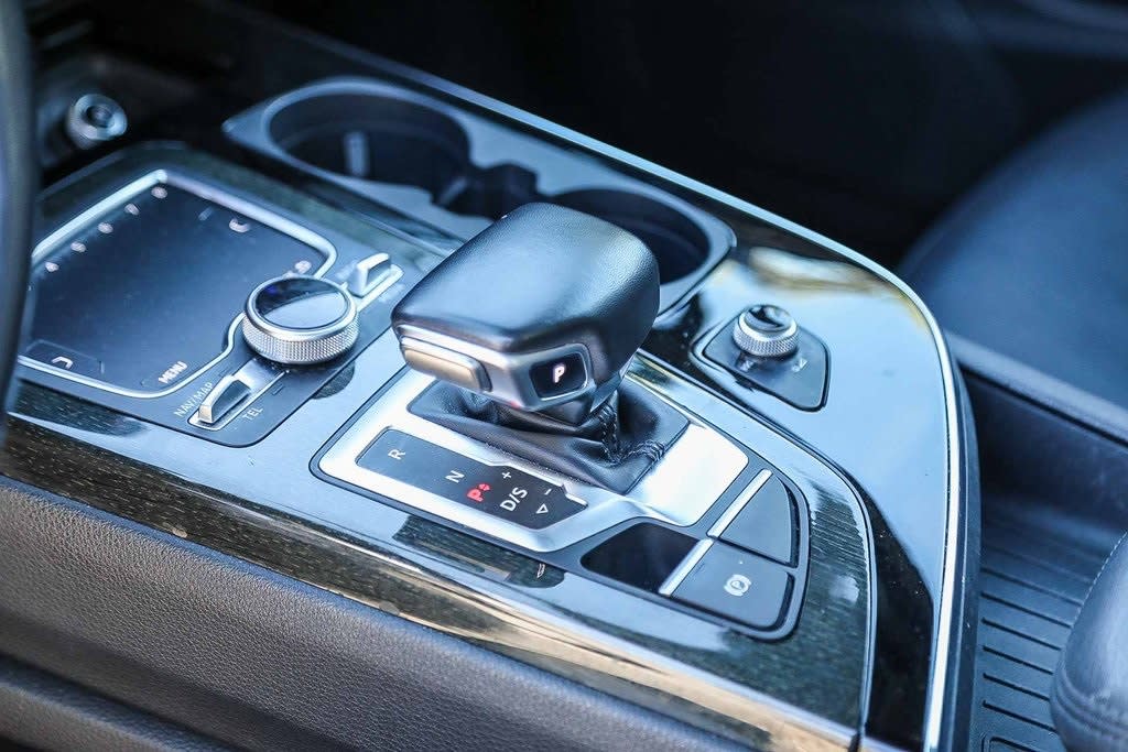 Thumbnail: 2019 Audi Q7 - 13