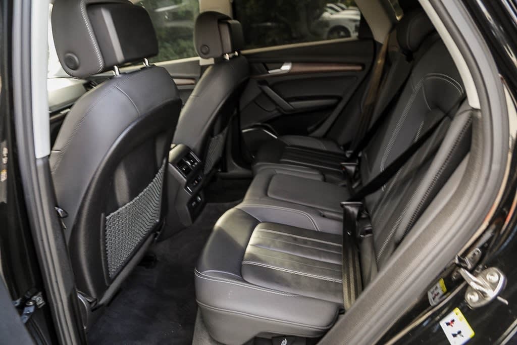 Thumbnail: 2021 Audi Q5 - 11