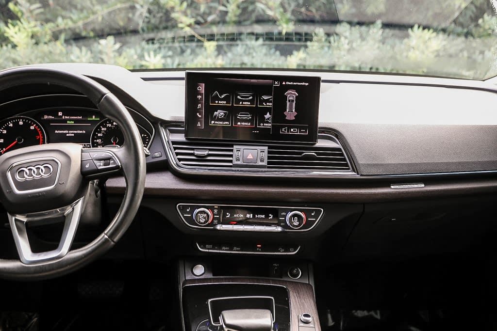 Thumbnail: 2021 Audi Q5 - 8