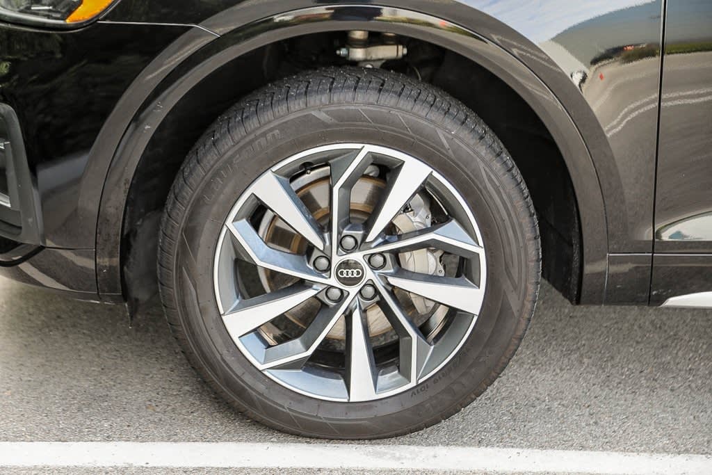 Thumbnail: 2021 Audi Q5 - 6