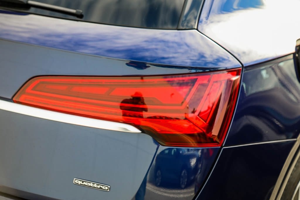 Thumbnail: 2021 Audi Q5 - 13