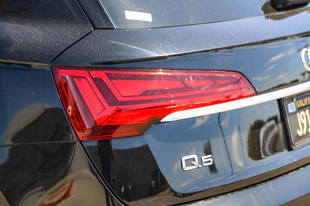 Thumbnail: 2021 Audi Q5 - 17