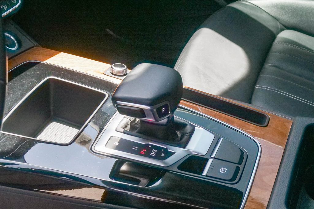 Thumbnail: 2021 Audi Q5 - 15