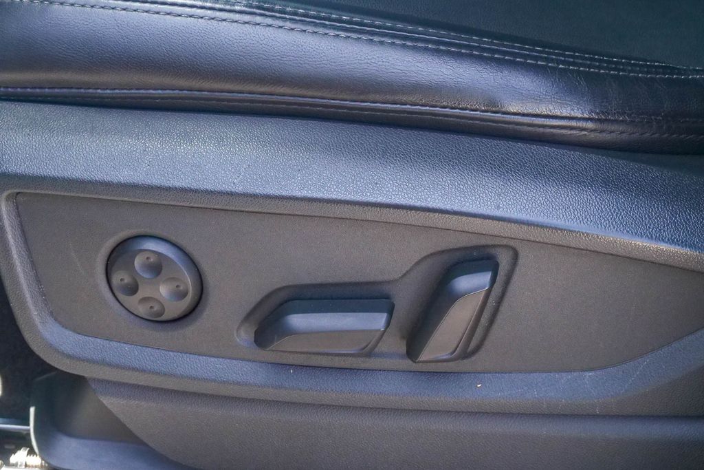 Thumbnail: 2021 Audi Q5 - 25