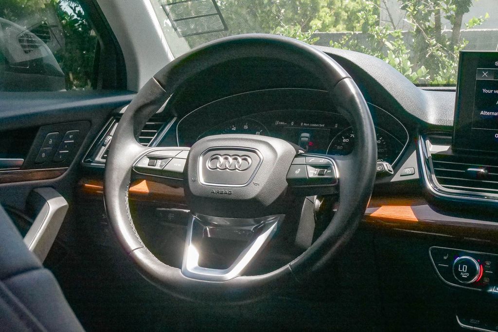 Thumbnail: 2021 Audi Q5 - 13