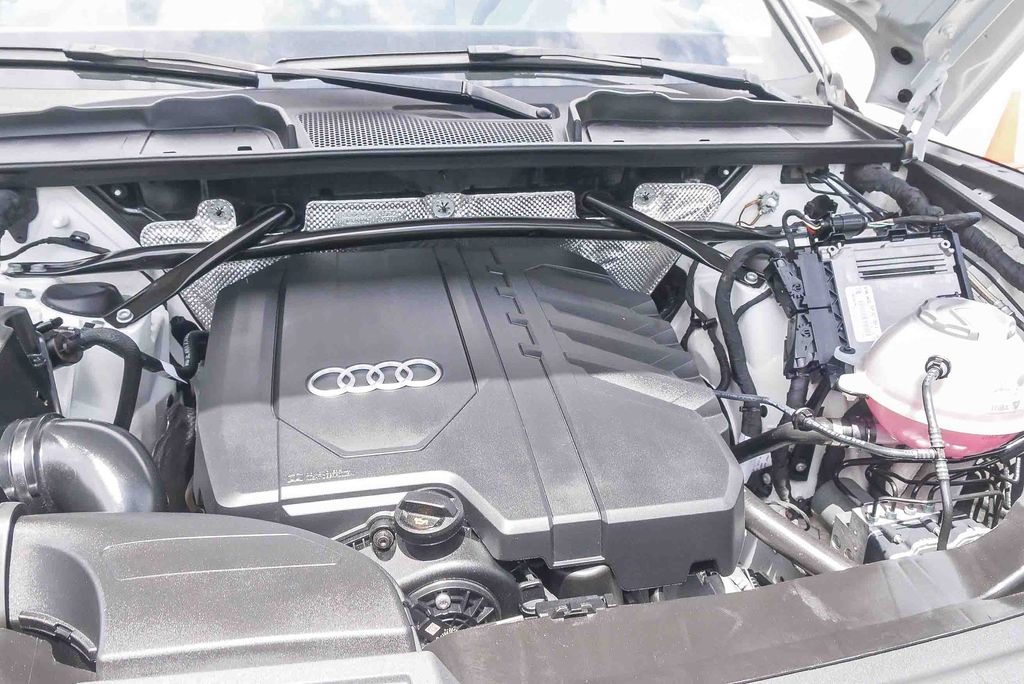 Thumbnail: 2023 Audi Q5 - 7