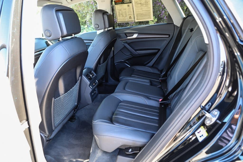 Thumbnail: 2023 Audi Q5 - 11