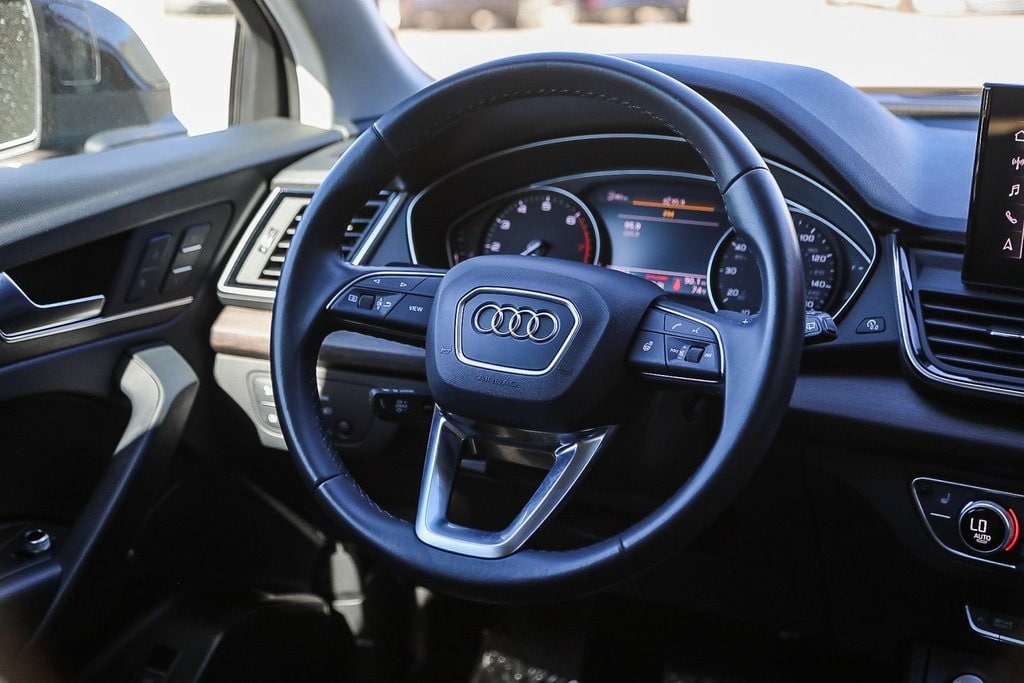 Thumbnail: 2023 Audi Q5 - 8