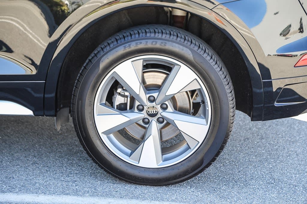 Thumbnail: 2023 Audi Q5 - 20