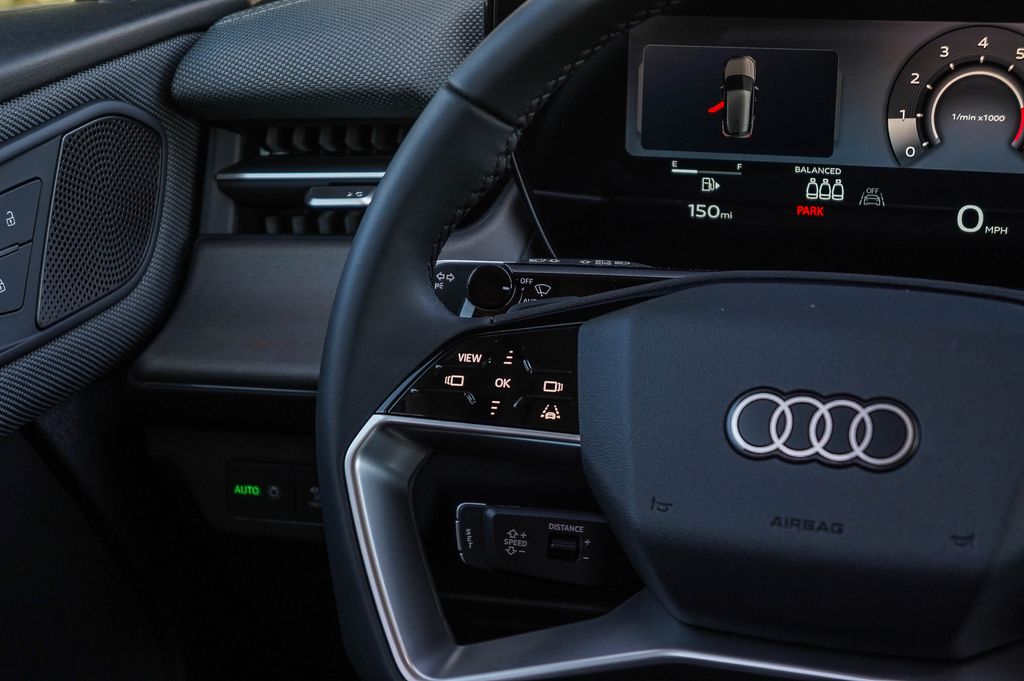 Thumbnail: 2026 Audi Q3 - 22