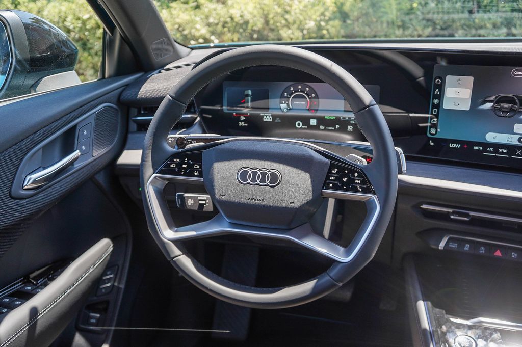 Thumbnail: 2026 Audi Q3 - 9