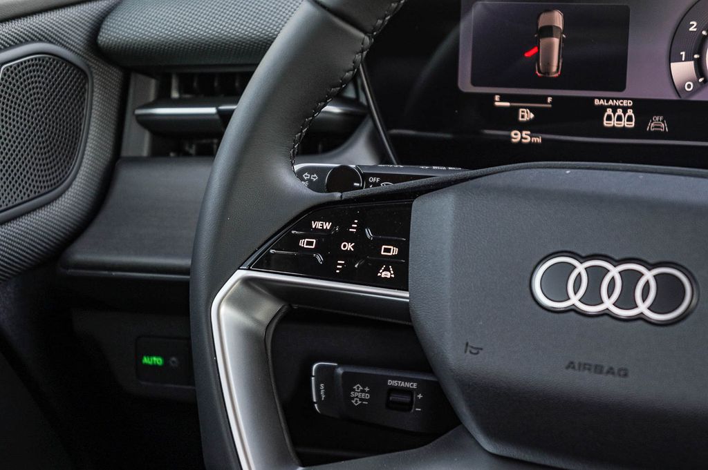 Thumbnail: 2026 Audi Q3 - 22