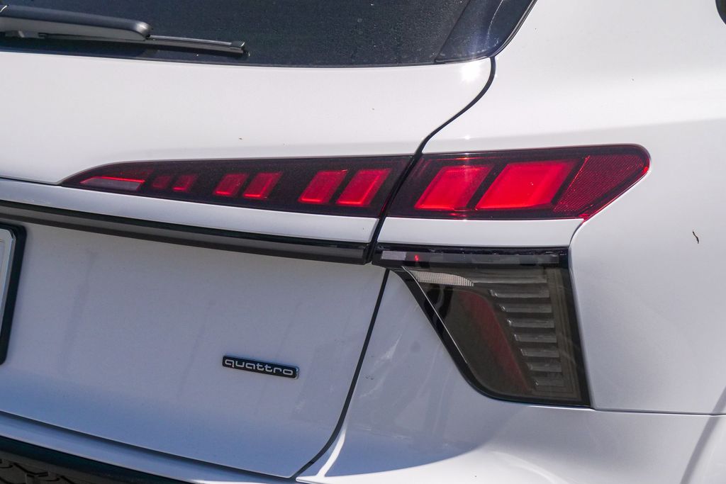 Thumbnail: 2026 Audi Q3 - 19