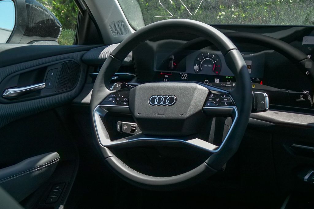 Thumbnail: 2026 Audi Q3 - 8