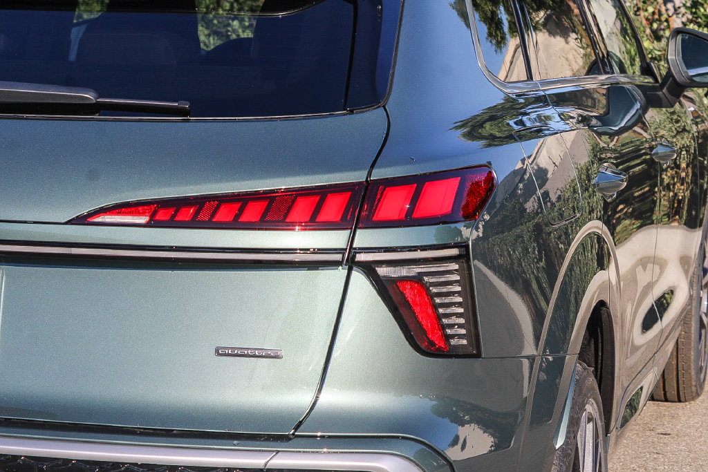 Thumbnail: 2026 Audi Q3 - 19