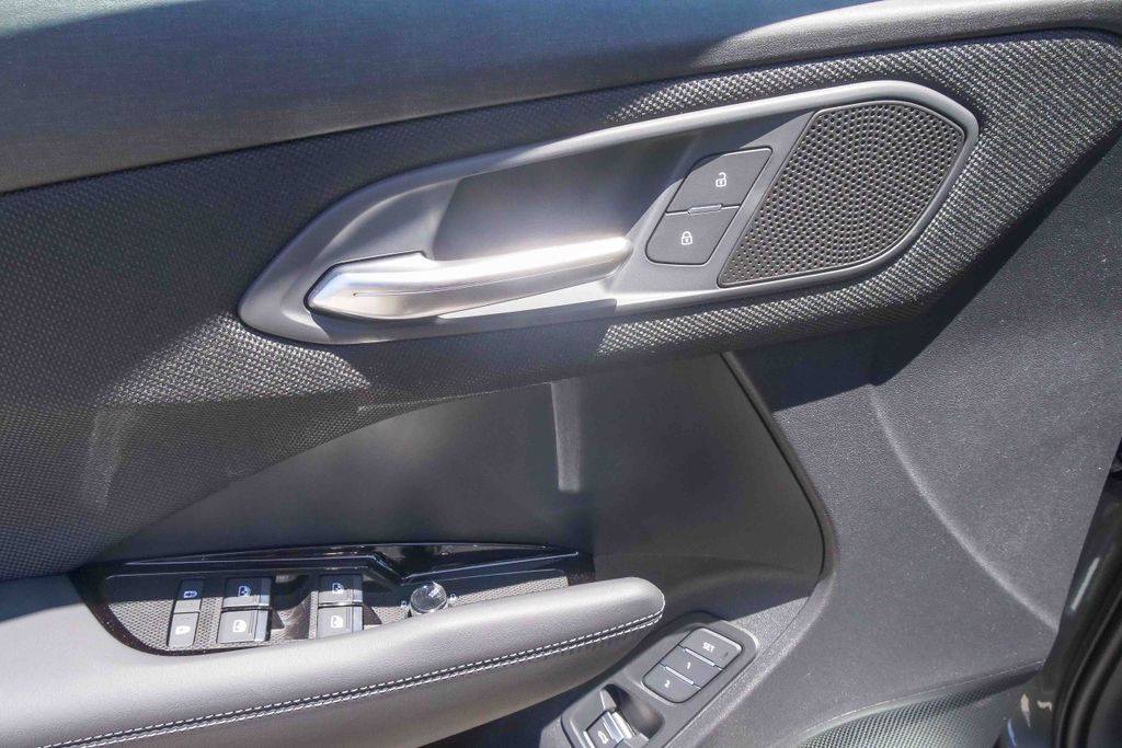 Thumbnail: 2026 Audi Q3 - 22