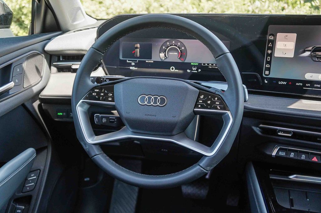 Thumbnail: 2026 Audi Q3 - 9
