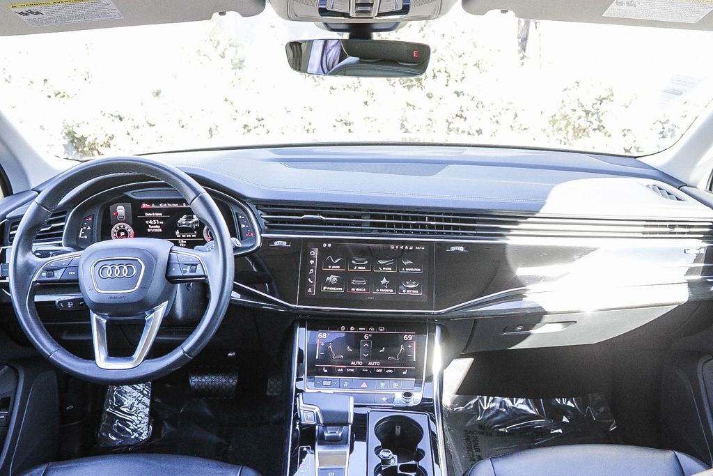 Thumbnail: 2023 Audi Q7 - 2