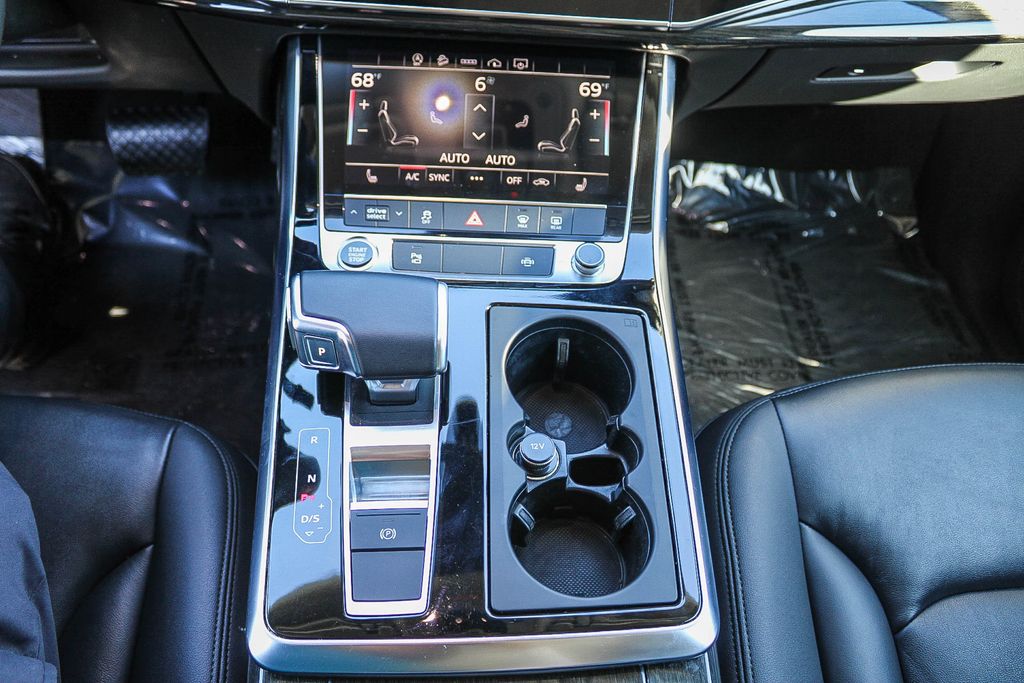 Thumbnail: 2023 Audi Q7 - 28