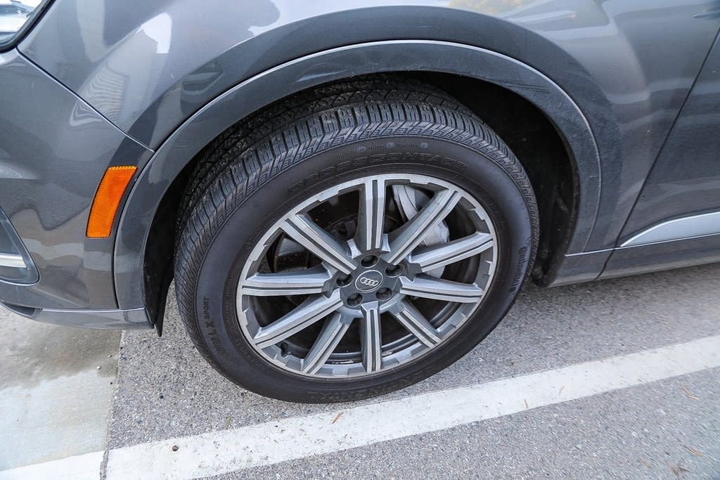 Thumbnail: 2019 Audi Q7 - 6