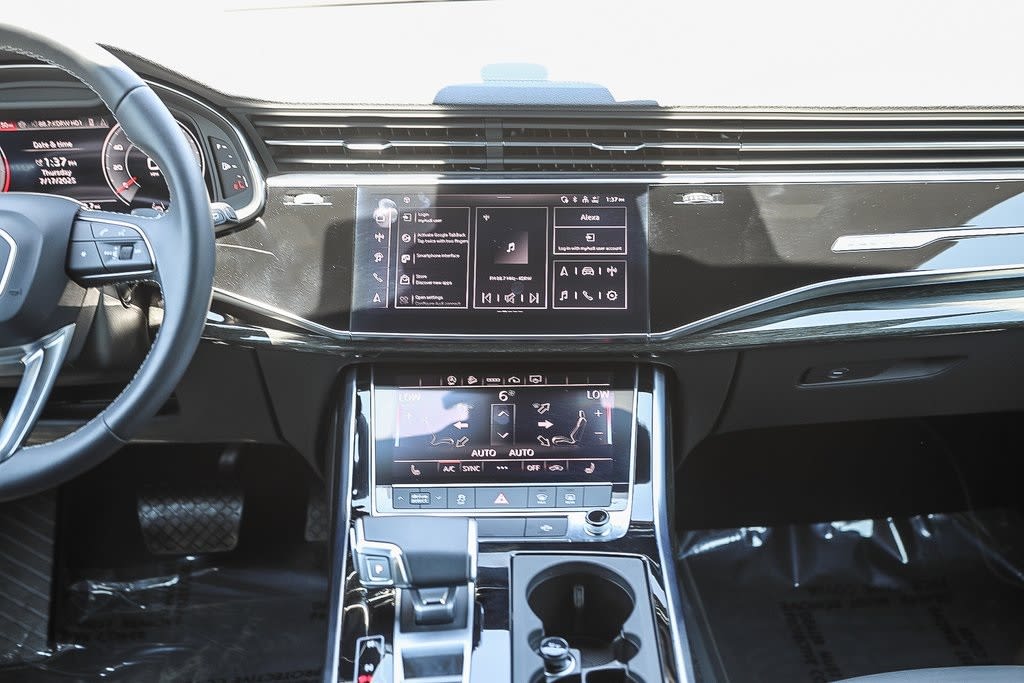 Thumbnail: 2025 Audi Q7 - 8