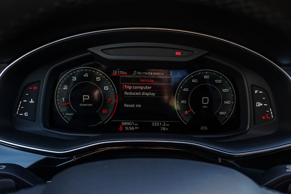 Thumbnail: 2021 Audi Q7 - 15