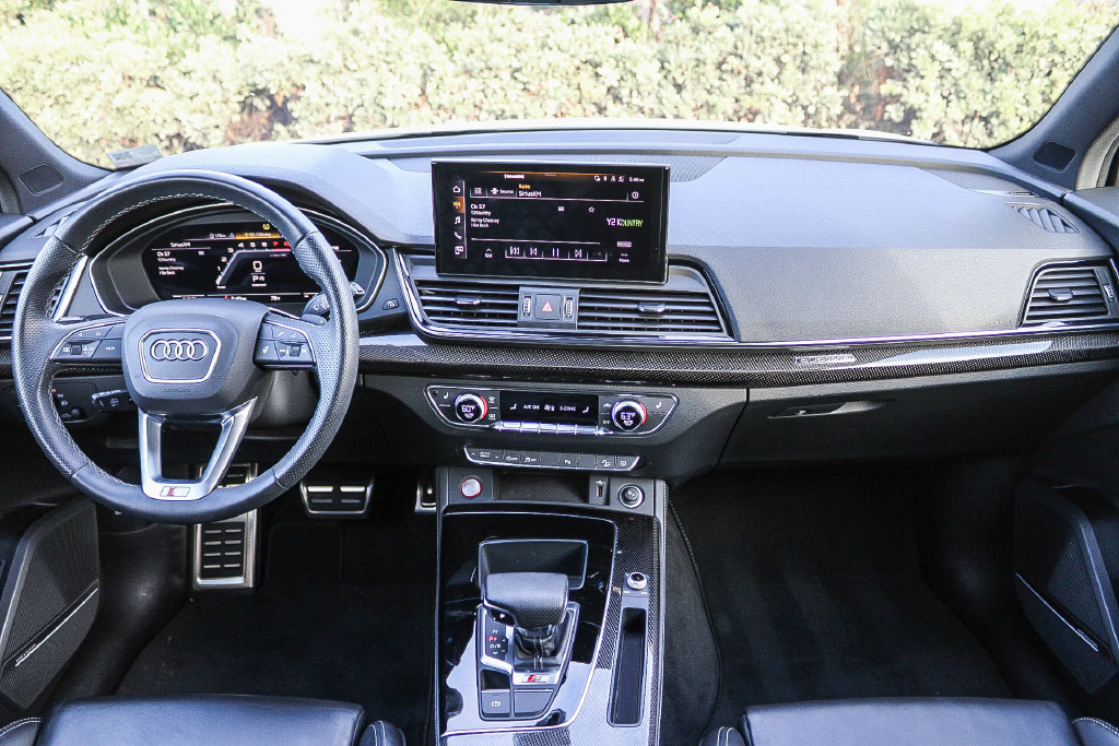 Thumbnail: 2023 Audi SQ5 - 2