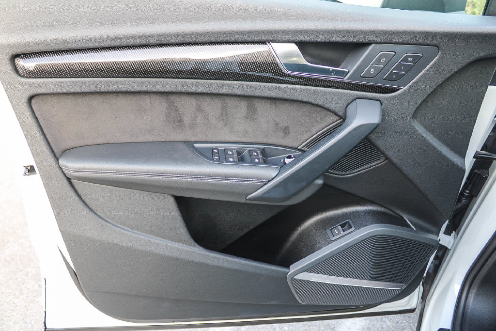 Thumbnail: 2023 Audi SQ5 - 23