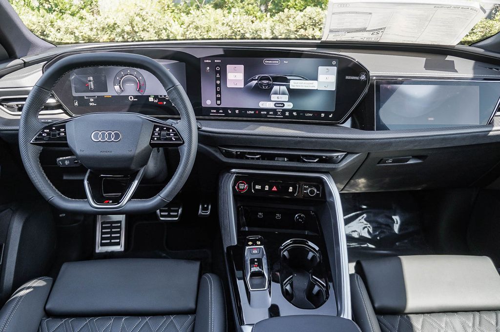 Thumbnail: 2026 Audi SQ5 - 2