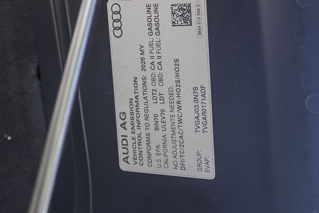 Thumbnail: 2026 Audi SQ5 - 16
