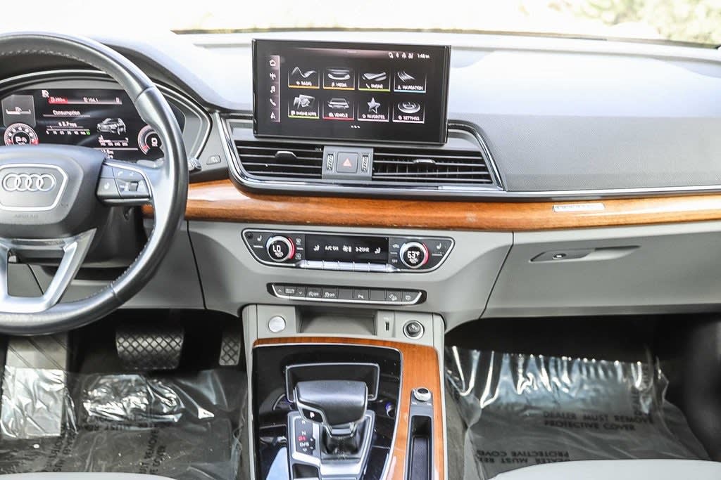 Thumbnail: 2021 Audi Q5 - 8