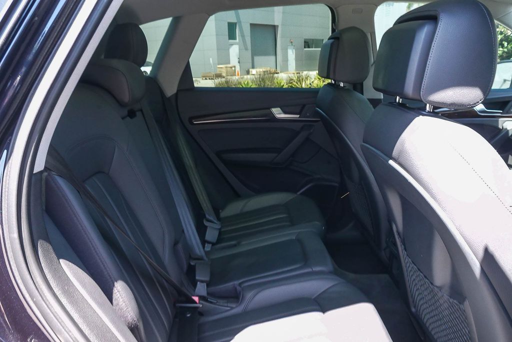 Thumbnail: 2018 Audi Q5 - 12