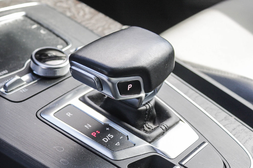 Thumbnail: 2018 Audi Q5 - 11