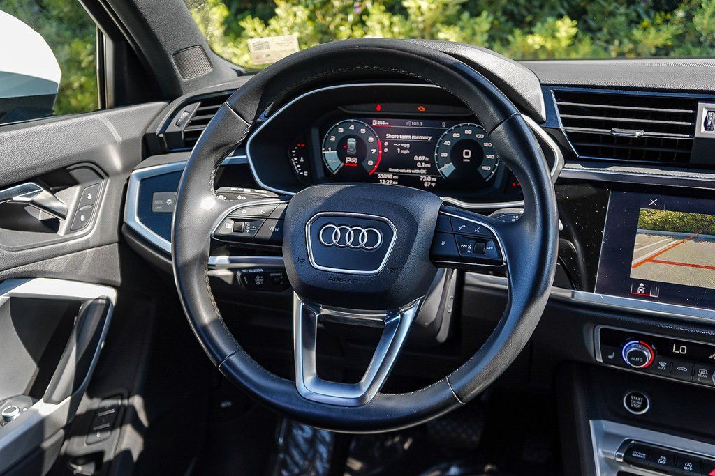 Thumbnail: 2022 Audi Q3 - 9