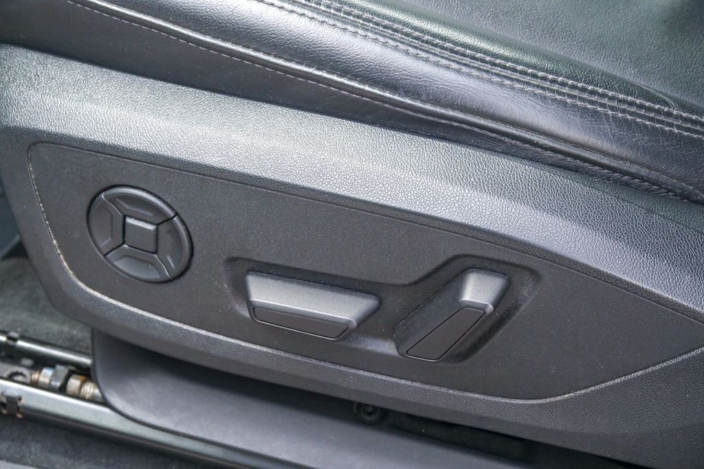 Thumbnail: 2023 Audi Q3 - 24
