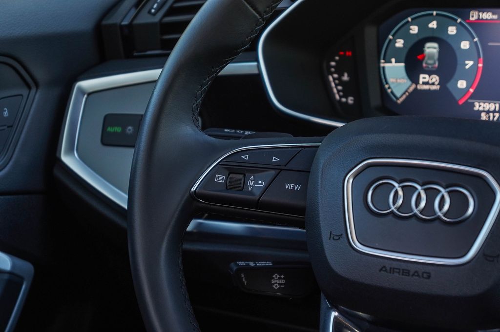 Thumbnail: 2023 Audi Q3 - 23