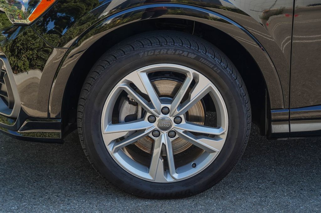 Thumbnail: 2019 Audi Q3 - 7