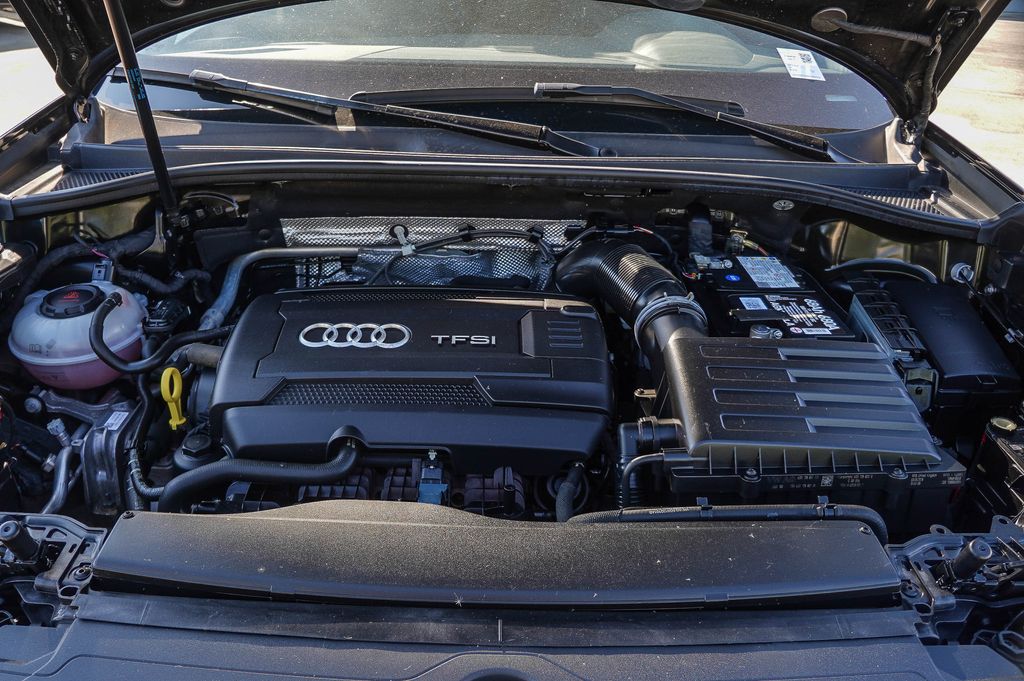 Thumbnail: 2019 Audi Q3 - 8