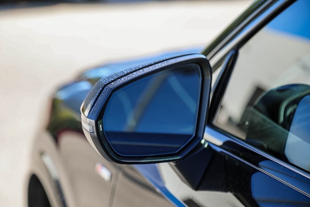 Thumbnail: 2023 Audi Q3 - 19