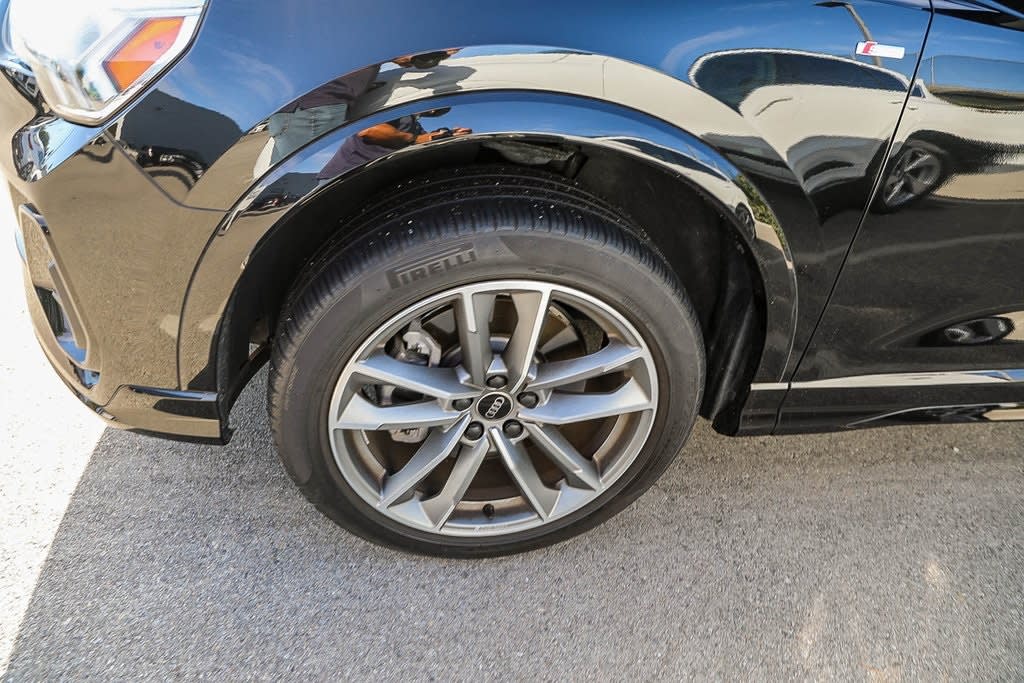 Thumbnail: 2023 Audi Q3 - 5