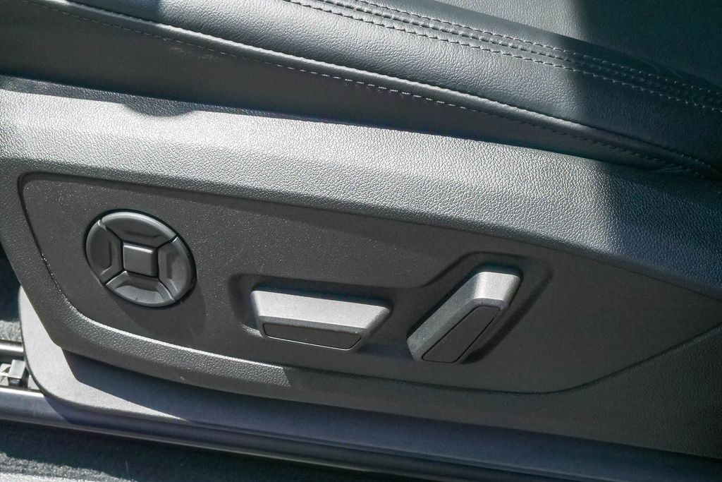 Thumbnail: 2025 Audi Q3 - 24