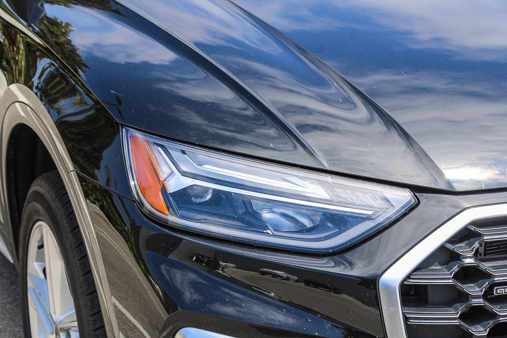 Thumbnail: 2024 Audi Q5 - 10