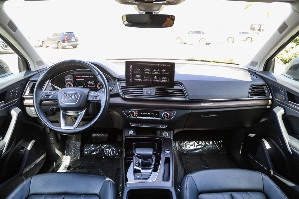 2022 Audi Q5 Premium Plus 2